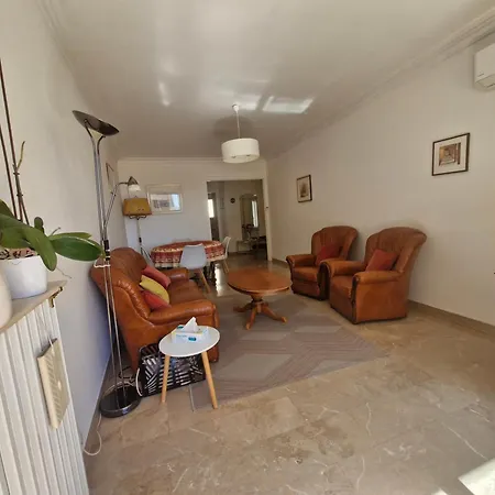 Juan-les-pins Centre Apartment