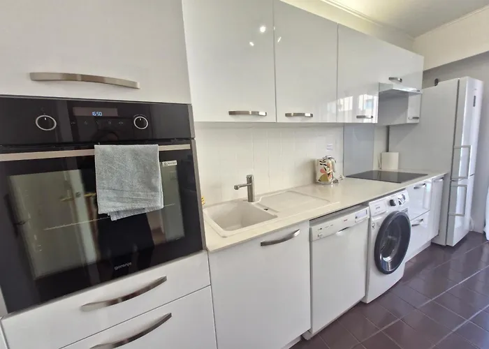 Appartement Juan-les-pins Centre *