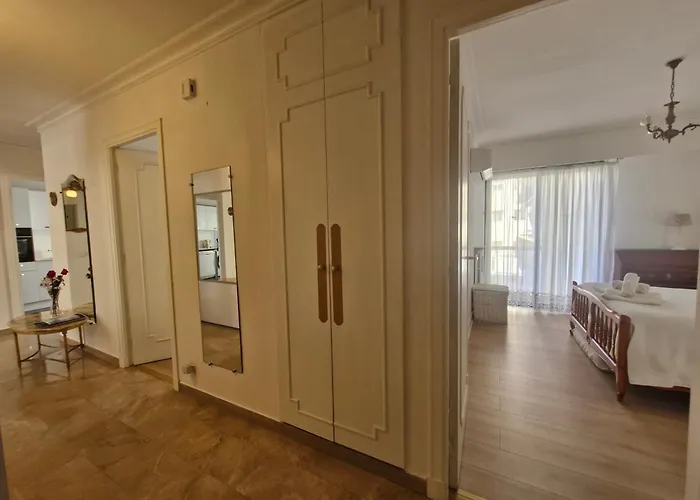 Апартаменты Juan-les-pins Centre *